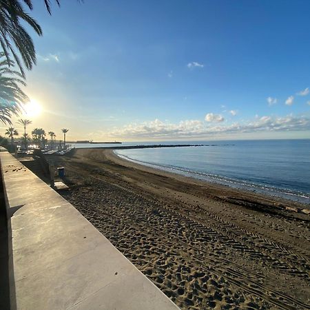 Marbella Beachfront Edificio Mayoral Primera Linea De Playa Y Centro Ciudad Con Barco Opcional Exterior photo